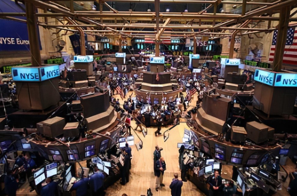 纽约证券交易所股票期货周五早盘持平