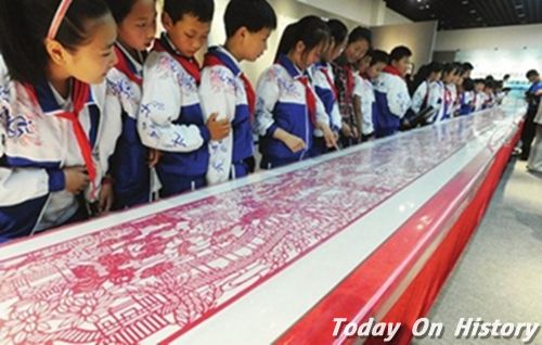 世界之最：世界最长剪纸《苏州园林图》